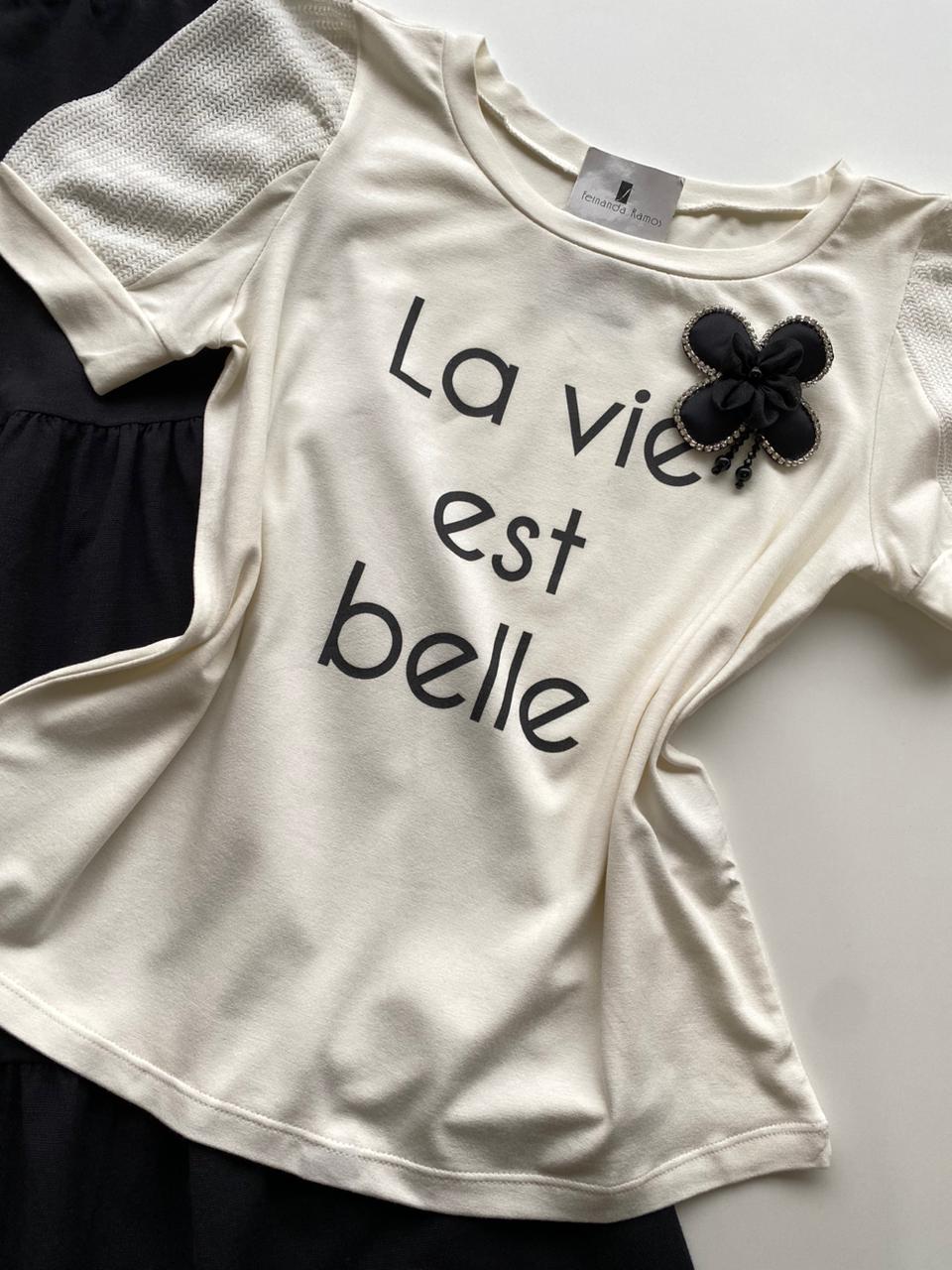 fernandaramosstore com br T shirt Manga Curta com Broche de Flor La Vie Est Belle Off White 1