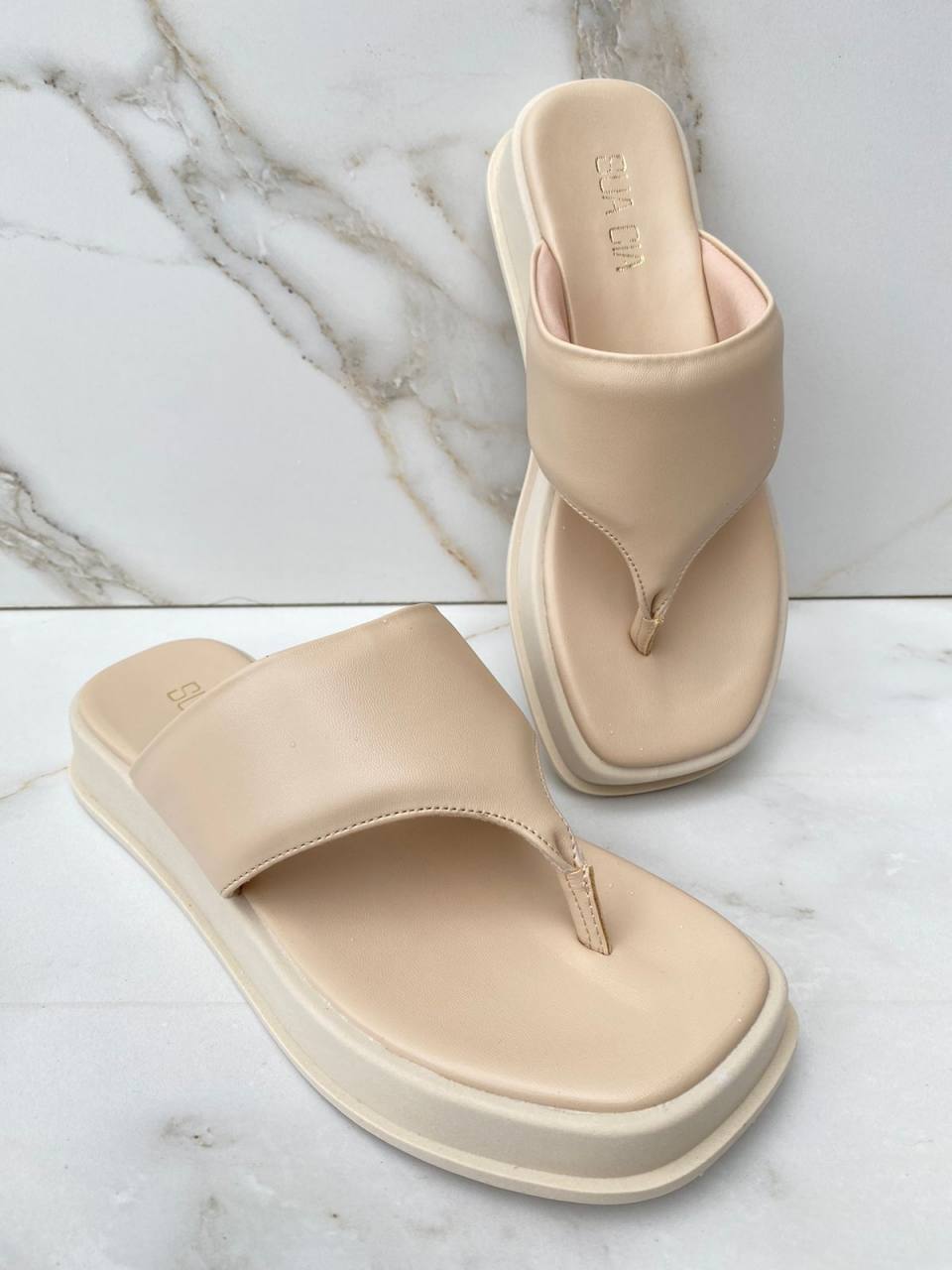 fernandaramosstore com br Sandália Feminina Cecilia Soft Flatform Areia1